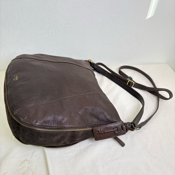 FOSSIL Gwen Hobo Expandable Leather and Suede Large Crossbody Shoulder Bag Purse - Picture 16 of 16